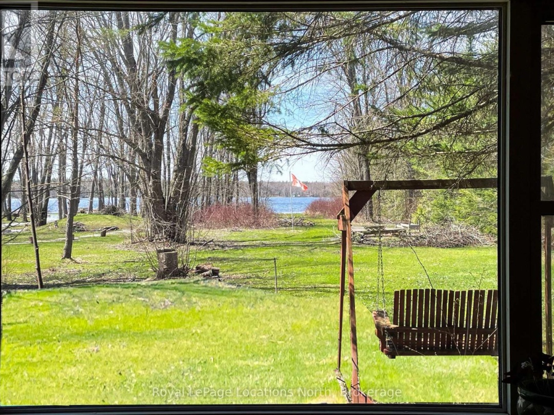 239 Monck Rd Cty 45, Young Lake