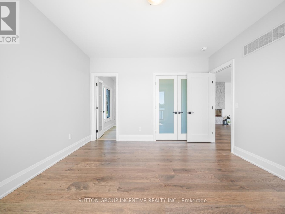 3331 Lake St George Boulevard, St George Lake