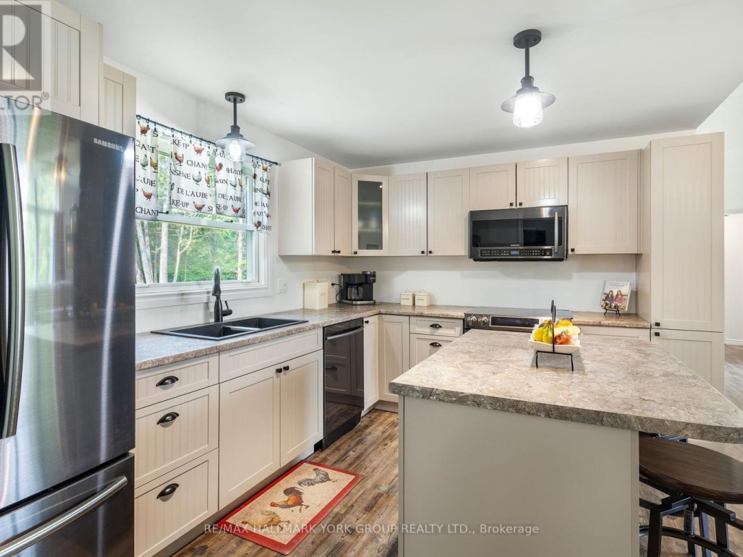 4001 COUNTY 121 ROAD, 