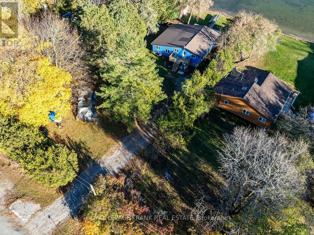 121 BALL POINT ROAD, Lake Scugog