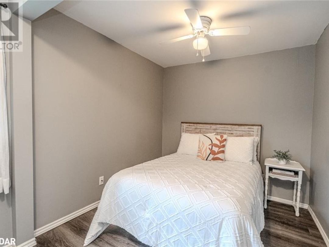 15 Duncan Dr, Trent-severn River