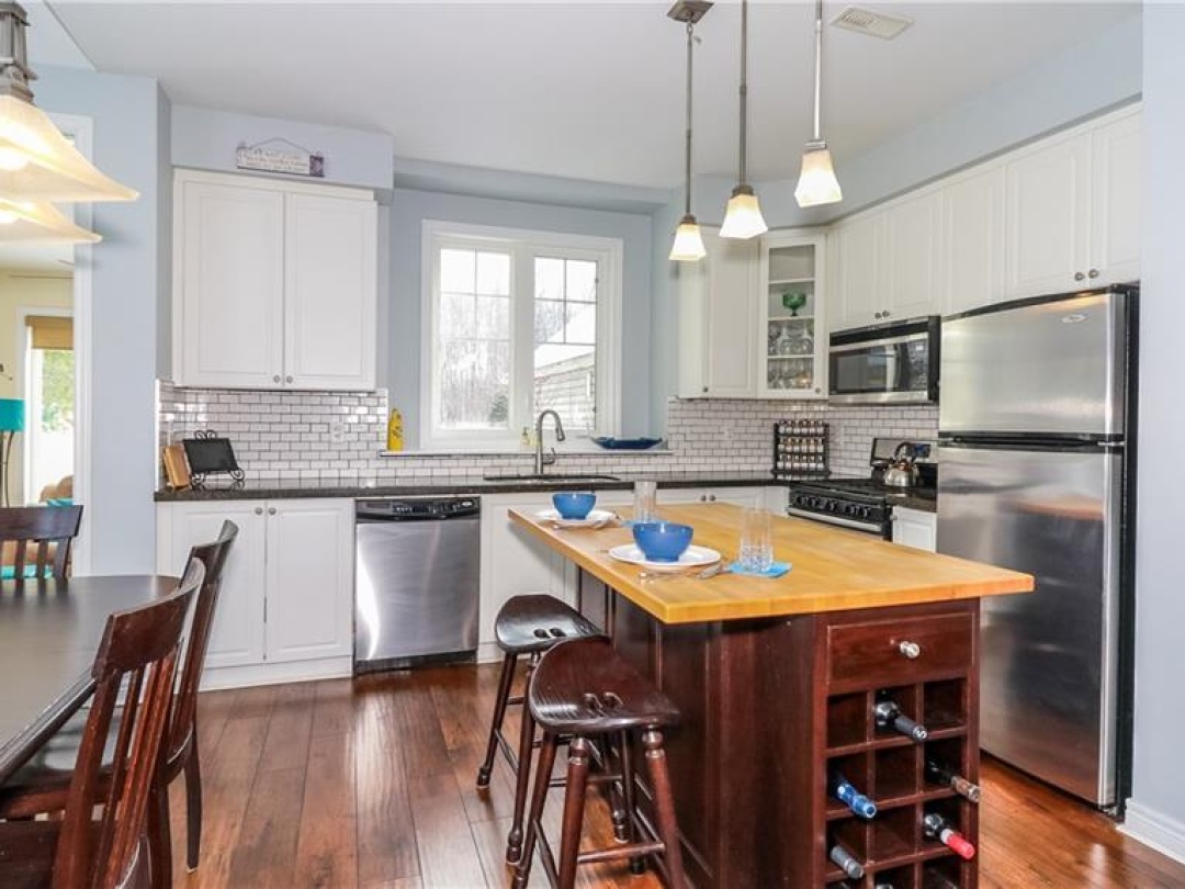 22 MARINA VILLAGE Drive, 