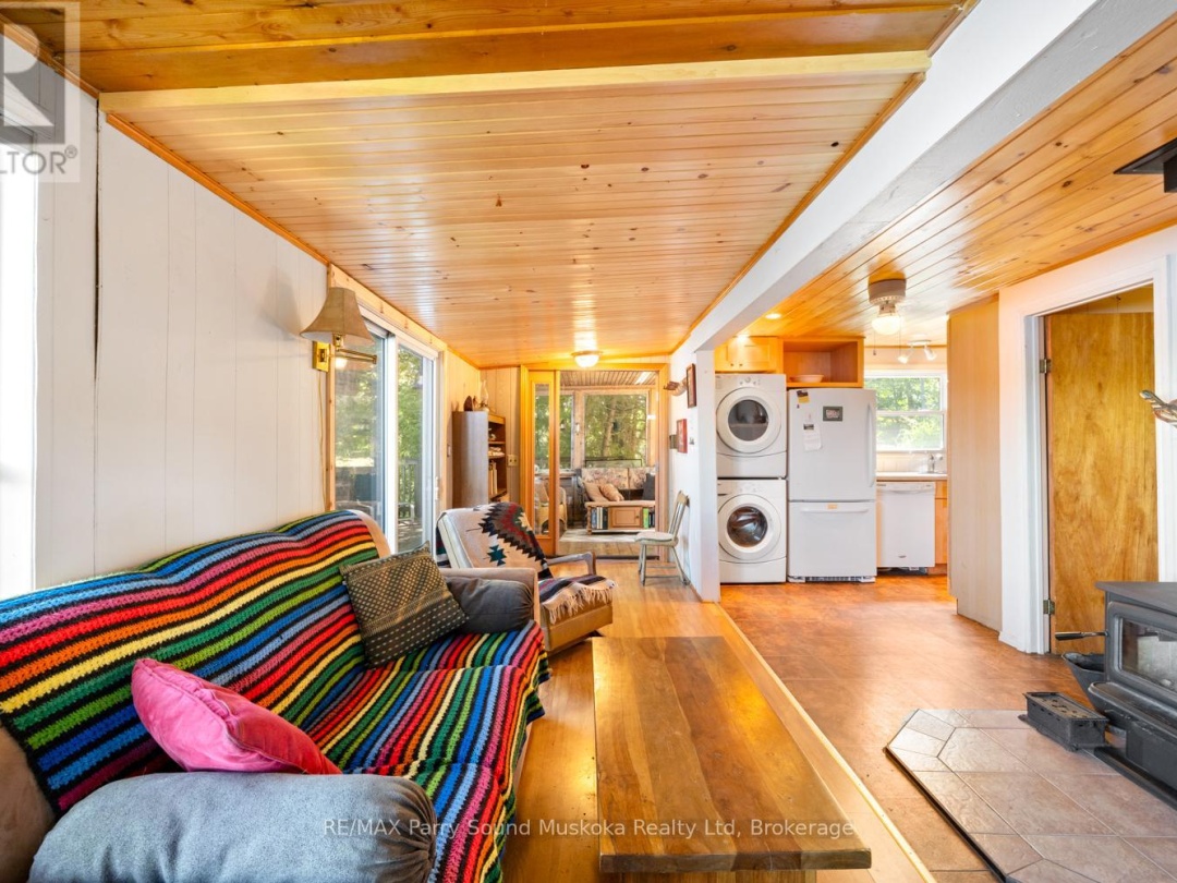58 Deerfield Road, Manitouwabing Lake