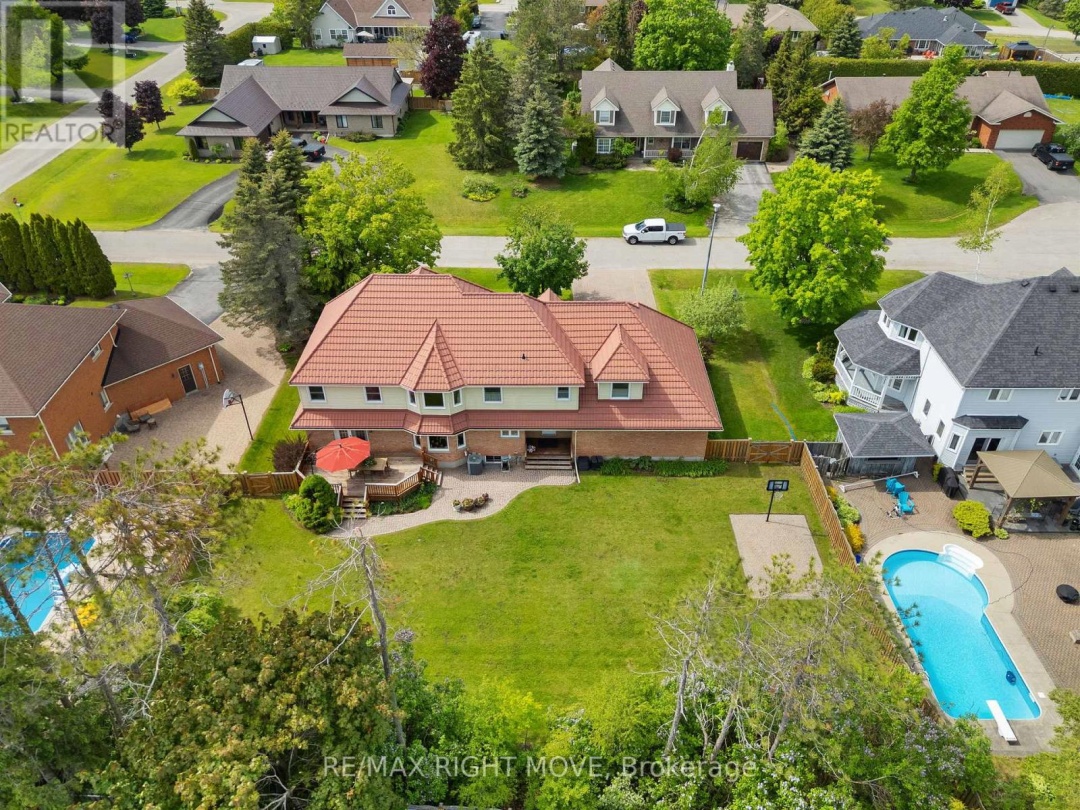 1998 VOYAGEUR CIRCLE, 