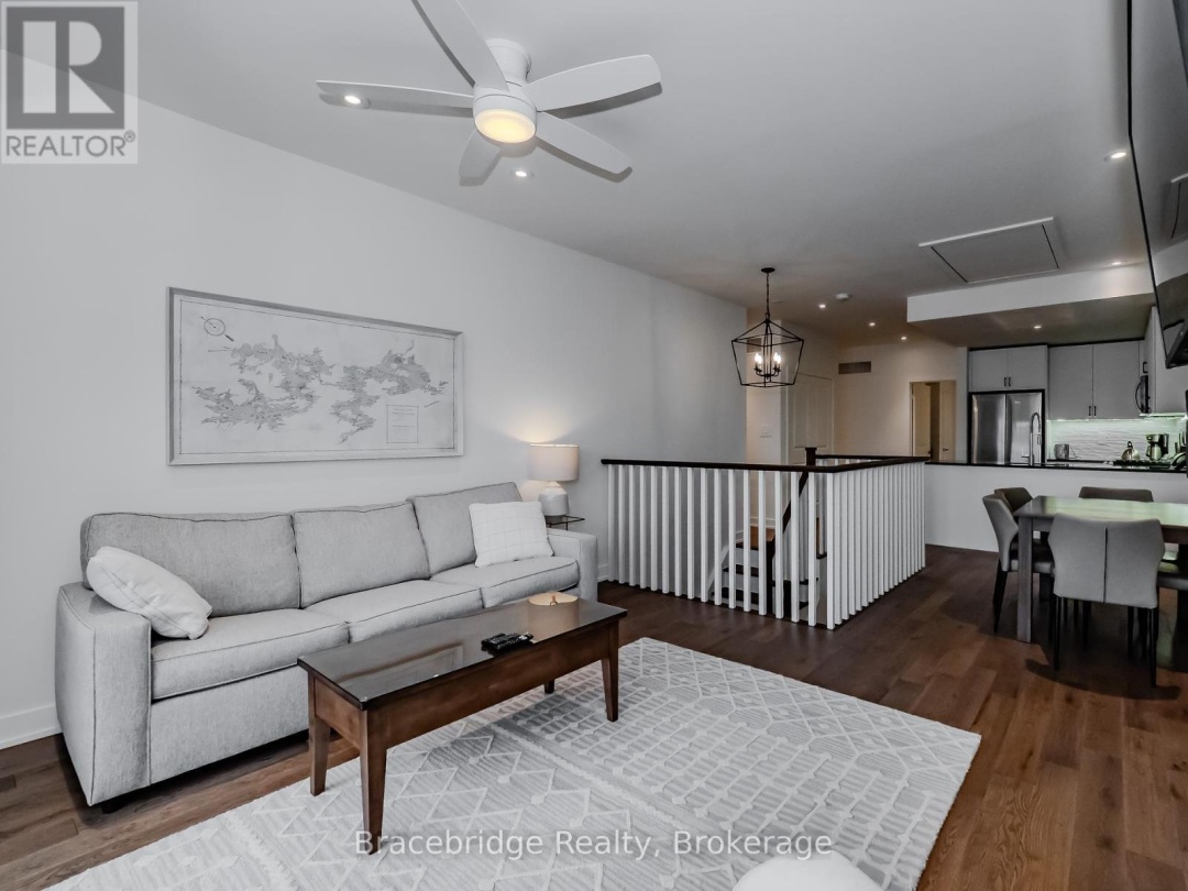 Bhv B203 1869 Muskoka Rd 118 Highway W, 