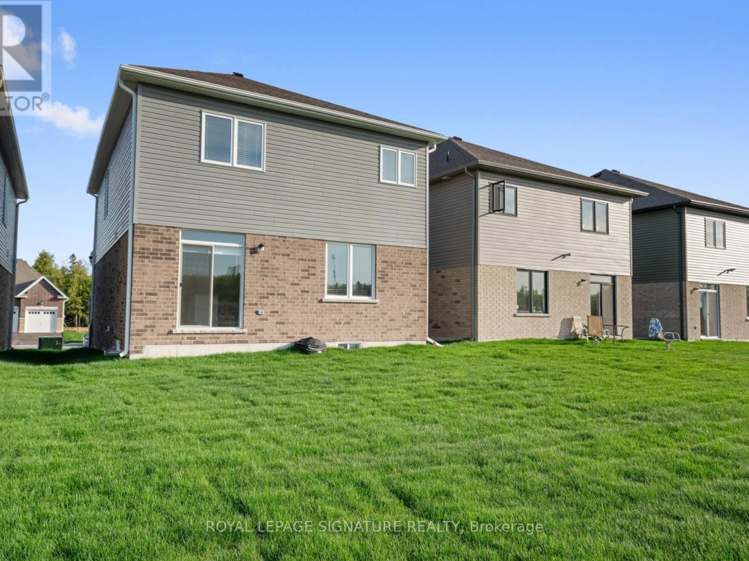 36 Hillcroft Way, Sturgeon Lake
