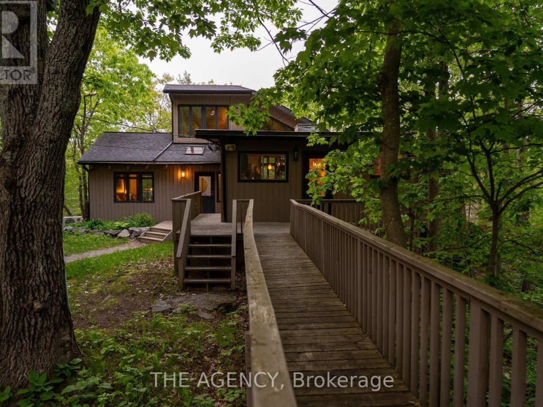 45 PINETREE ROAD, Loon Lake