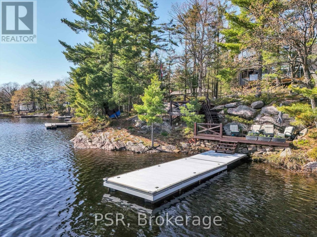 1028 Marshall Drive, Pine Lake