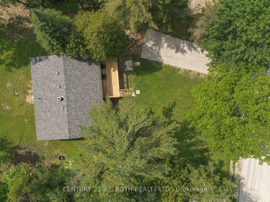 185 SILVER BIRCH CRESCENT, 