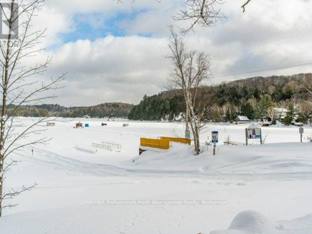 Unit 1 2029 Little Hawk Lake Road, Little Hawk Lake