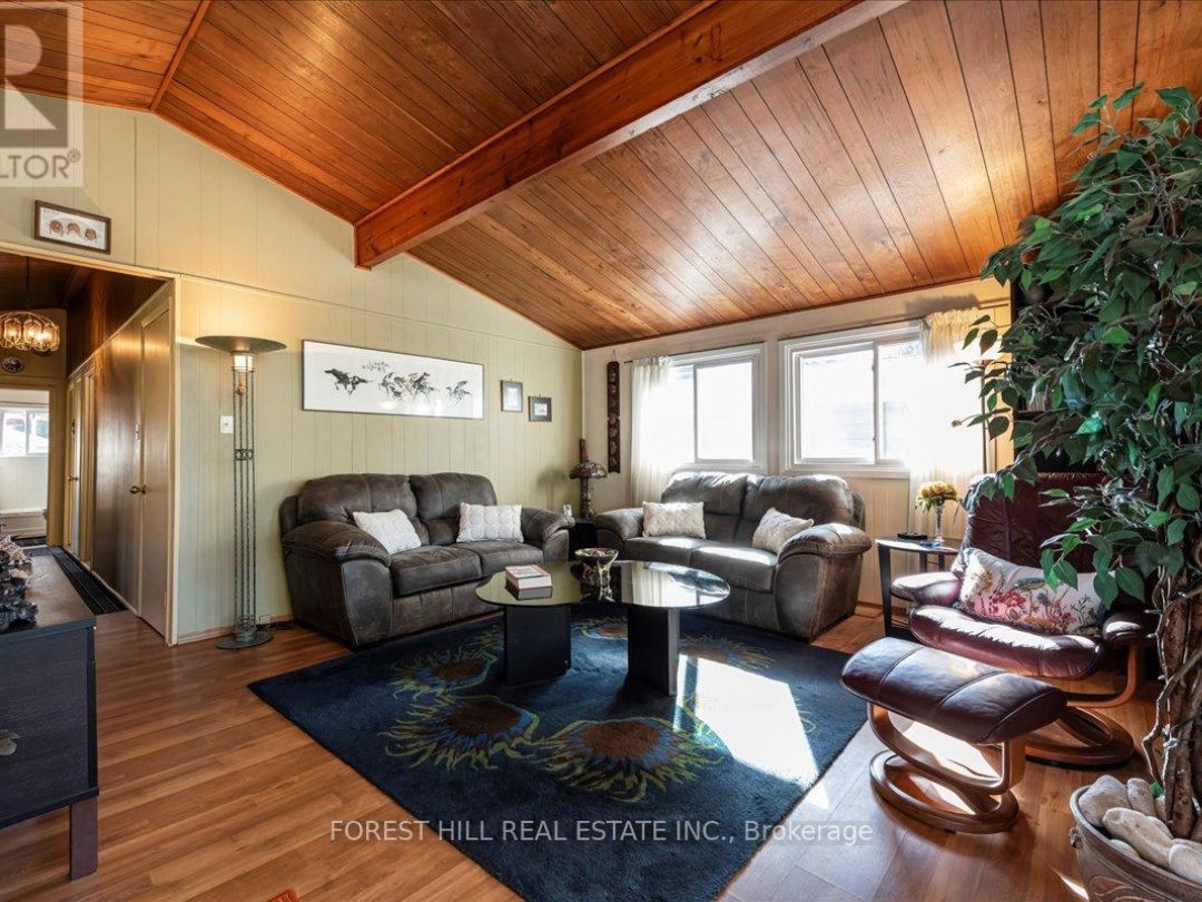 67 LAKE AVENUE, Lake Simcoe