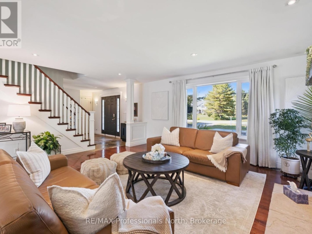 23 THOMAS CRESCENT, 