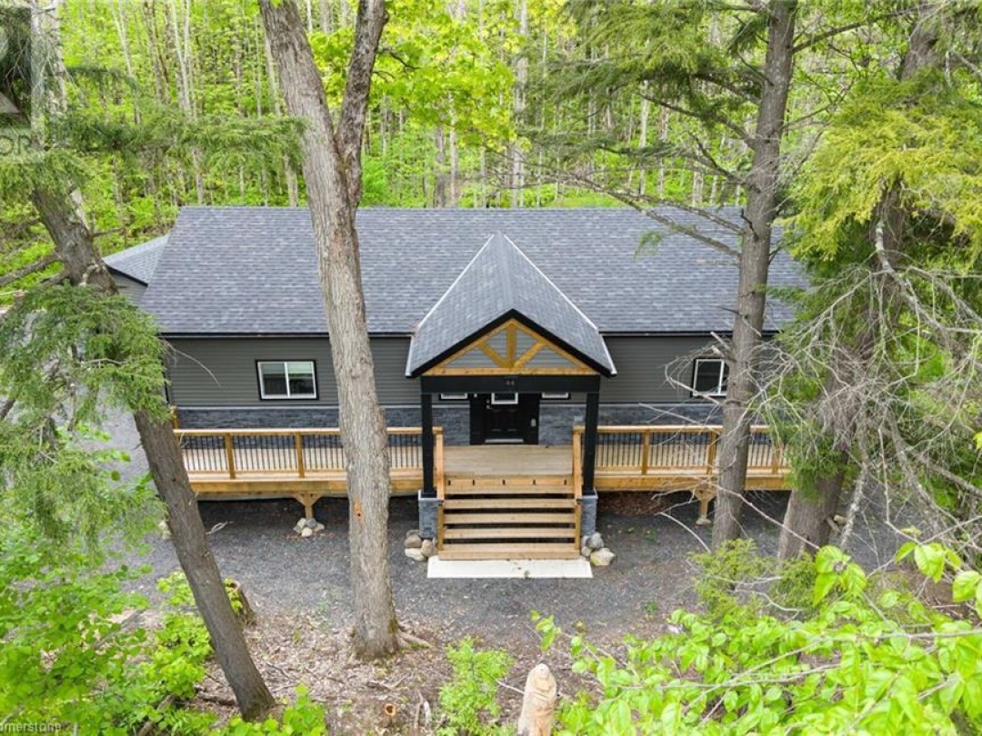 44 Sunnyshore Park Drive, Manitouwabing Lake
