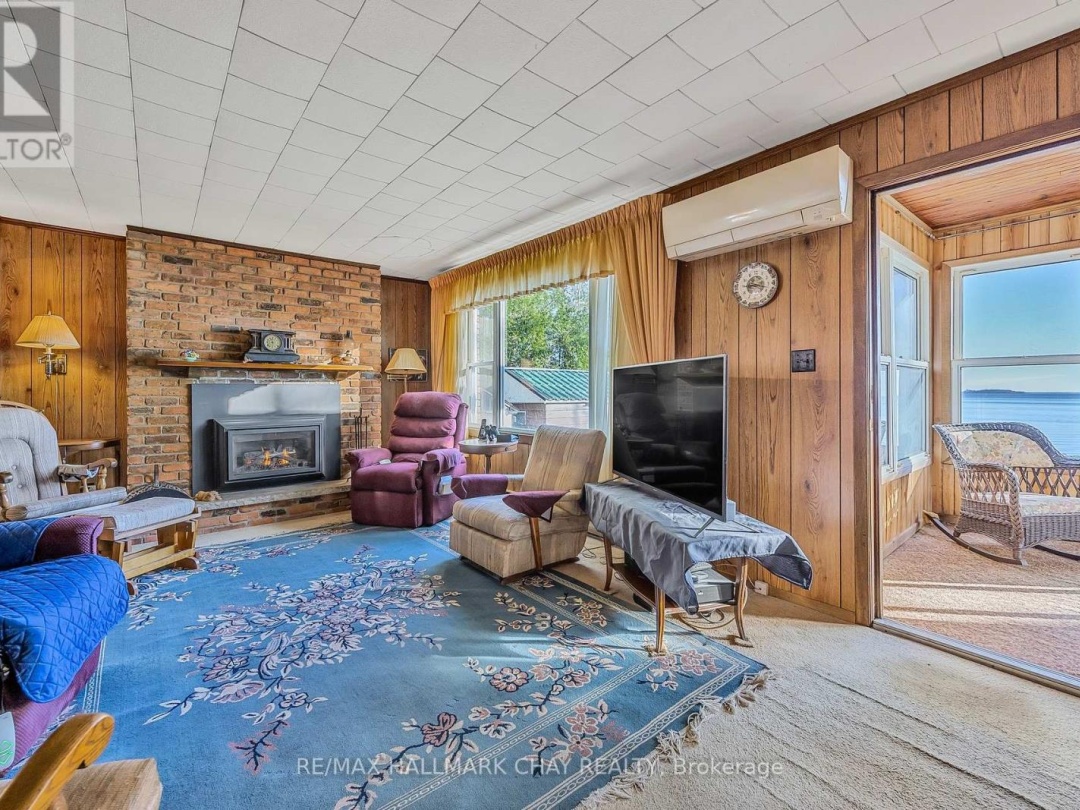 769 Woodland Drive, Lake Simcoe