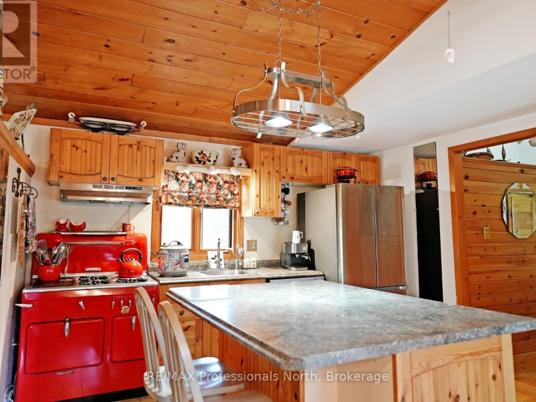 1191 Enterprise Drive, Contau Lake