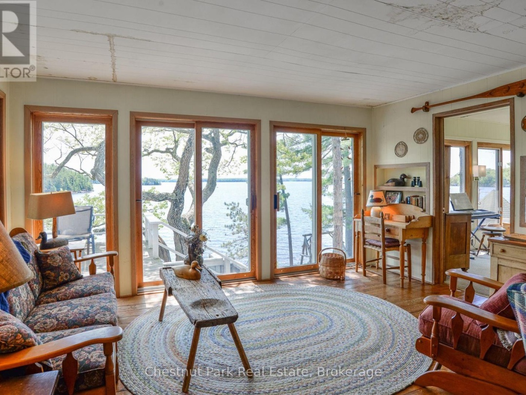 8 - 1869 MUSKOKA 118 ROAD W, 