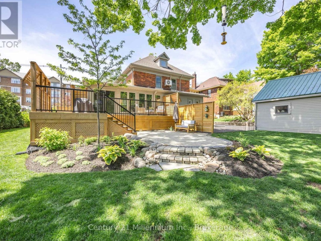 100 Matchedash Street N, Orillia