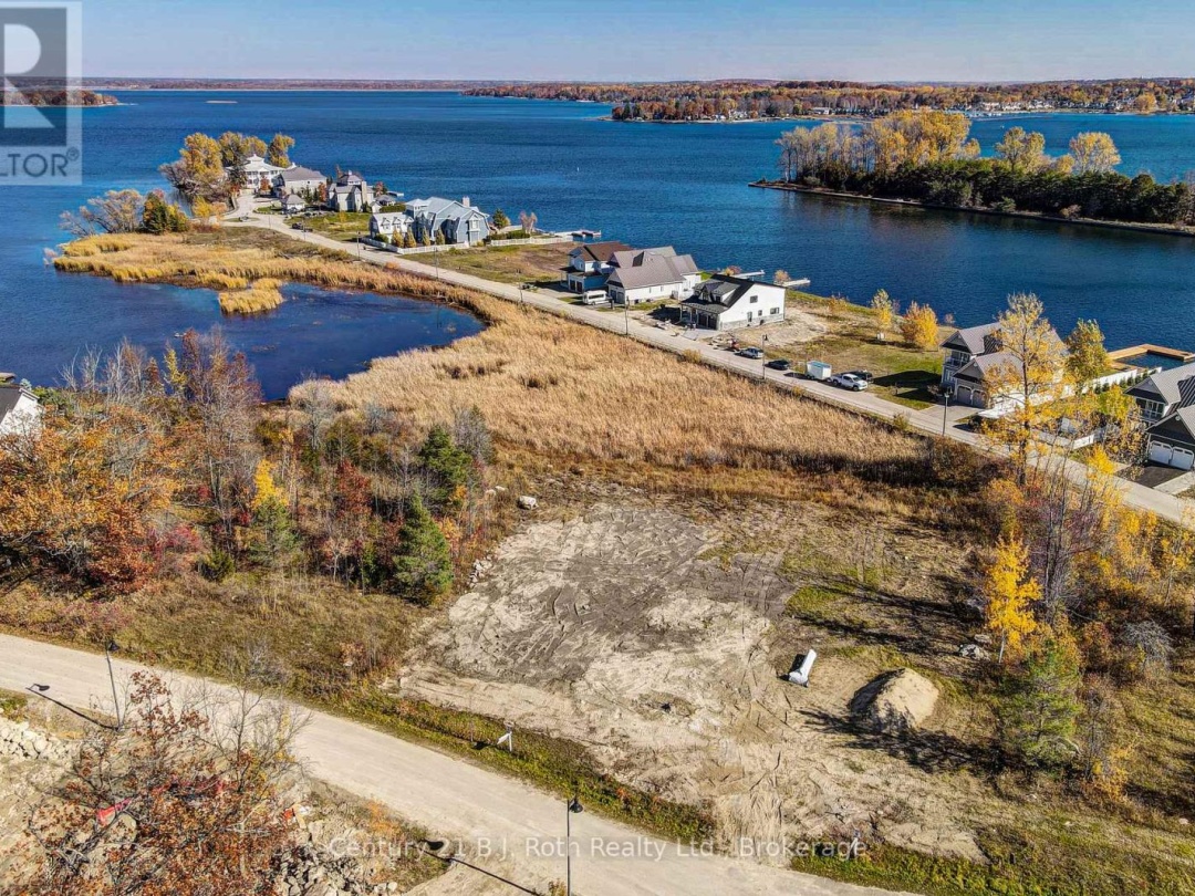 44 - 9 SWAN LANE, Georgian Bay