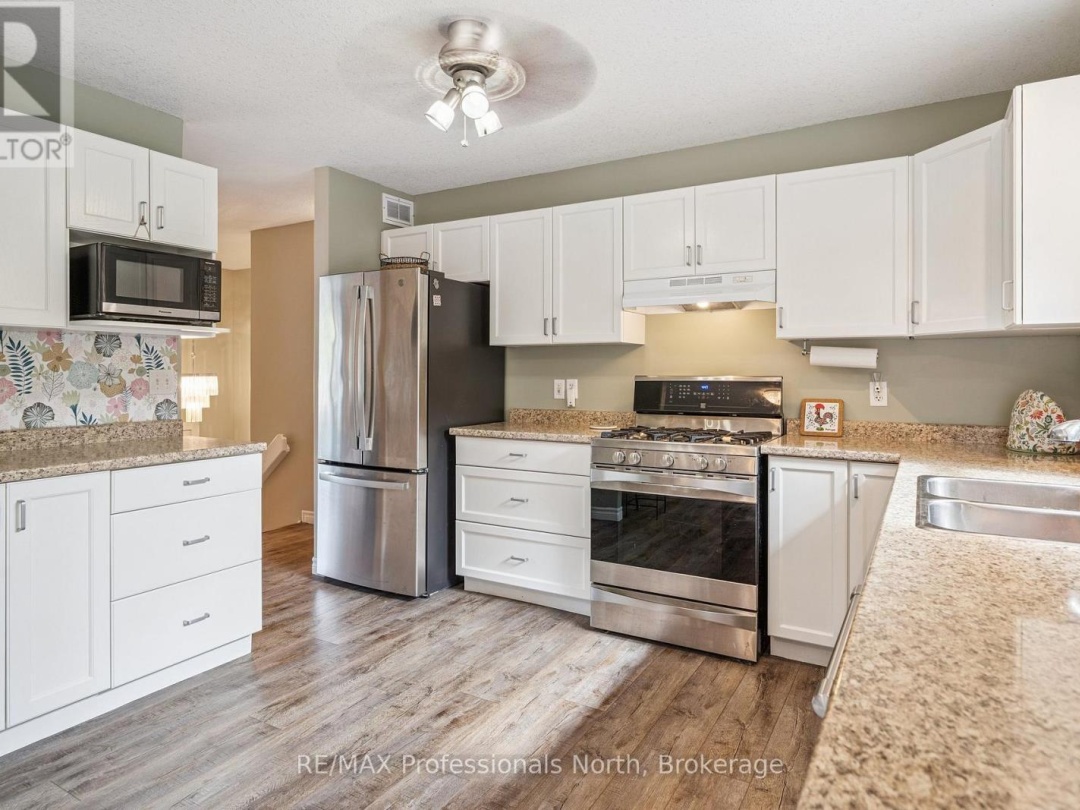 57 YONGE STREET S, 