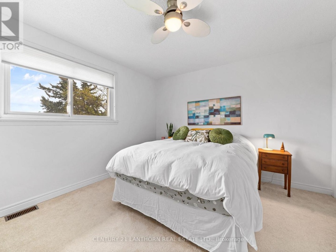 456 OLD SURREY LANE, 