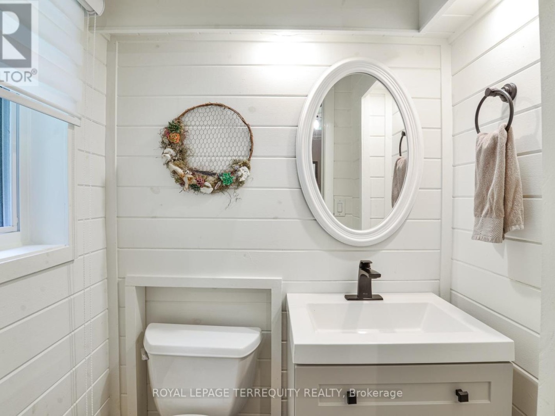 7862 Birch Drive, Severn Lake
