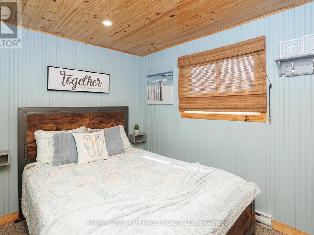 12 GILLIS STREET, Sturgeon Lake