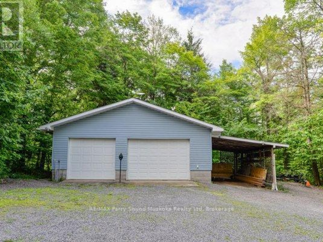 13 Shady Lane, Otter Lake