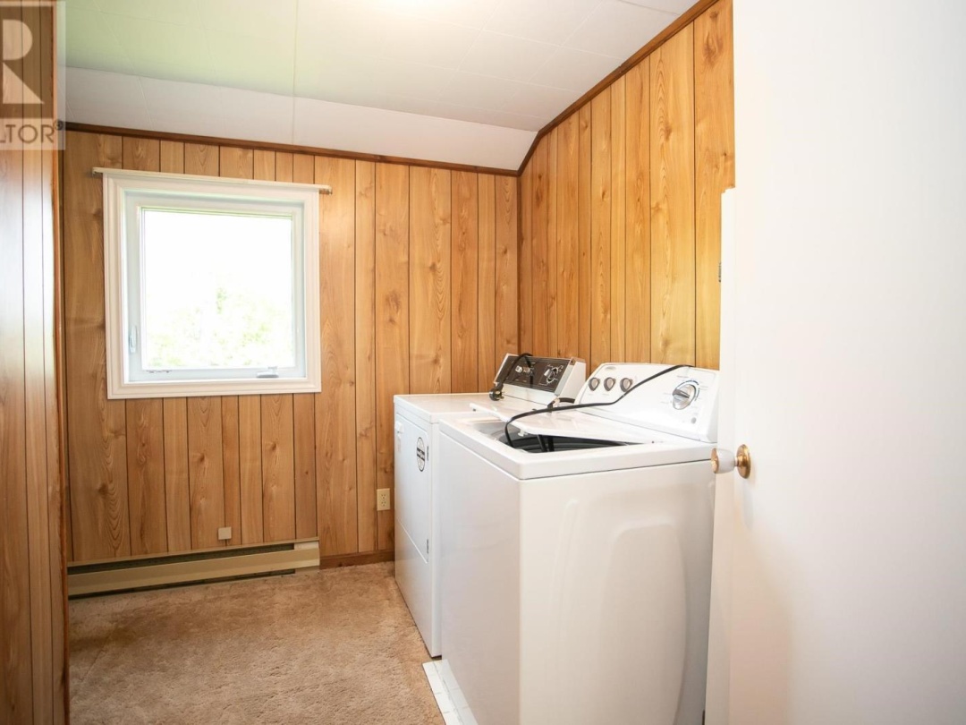 7940 Highway 17 E, Johnson Township