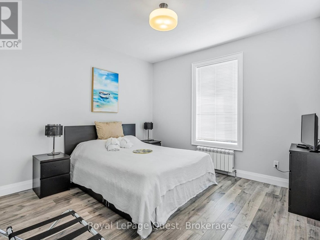 214 Mississaga Street W, Orillia