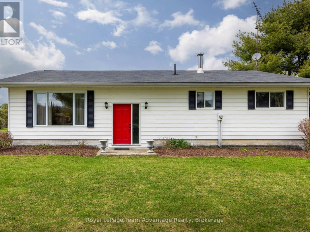 142 Broadbent Road, Manitouwabing Lake