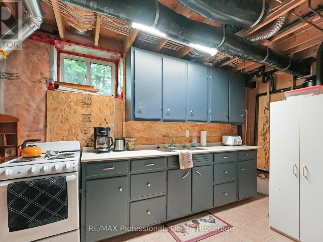 1093 Comak Crescent, St Nora Lake