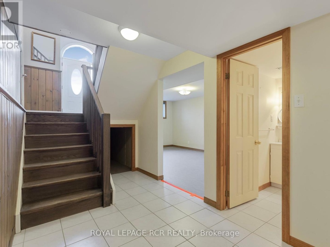 80 Woodside Drive, Orillia