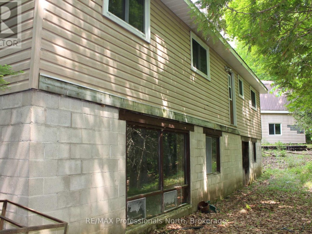 2166 BLAIRHAMPTON ROAD, 