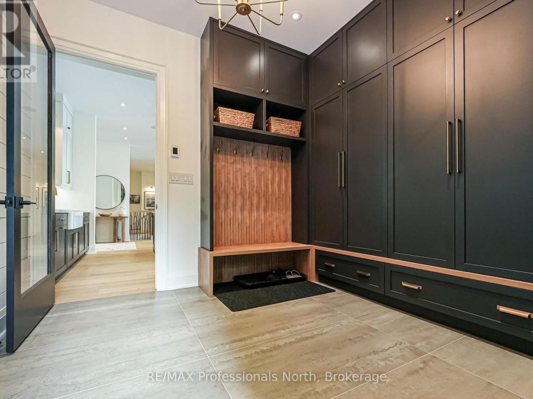 1015 TREASURE DRIVE, 
