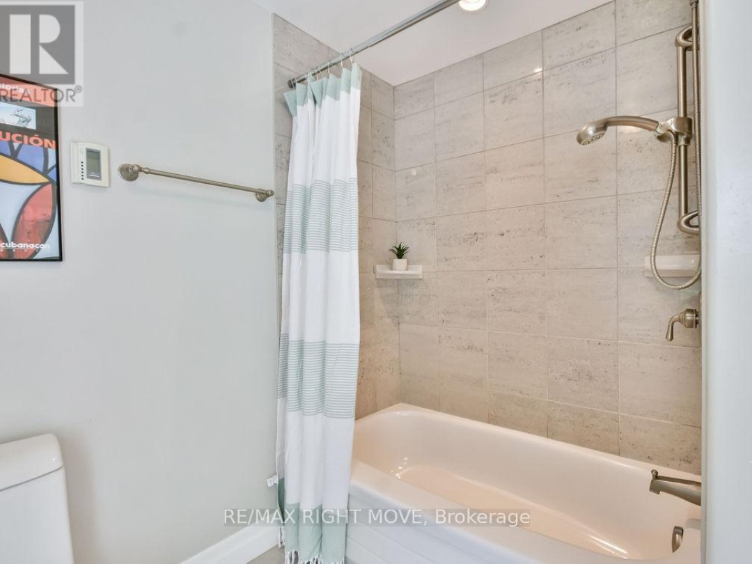 374 PETER STREET, 