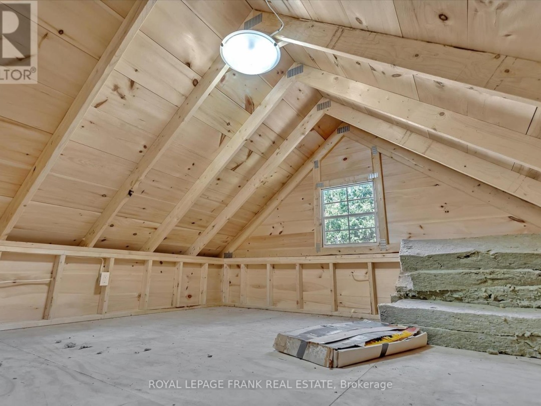 8 DAISY TRAIL, Sturgeon Lake