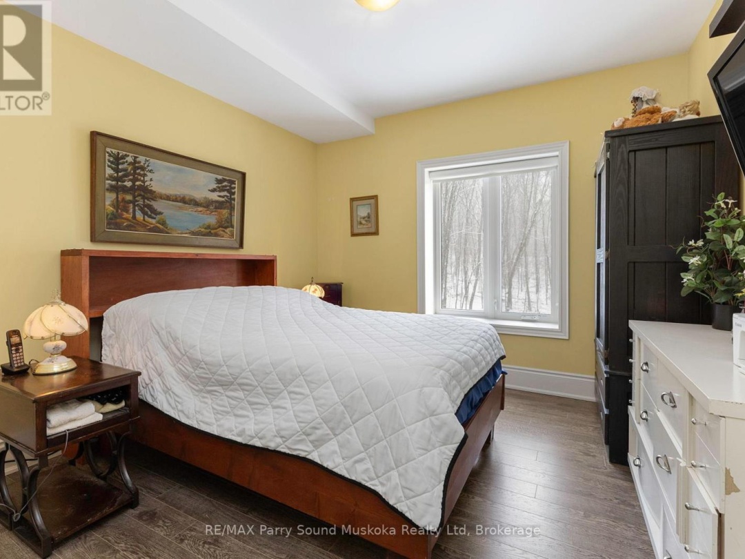 303 - 11B SALT DOCK ROAD, 