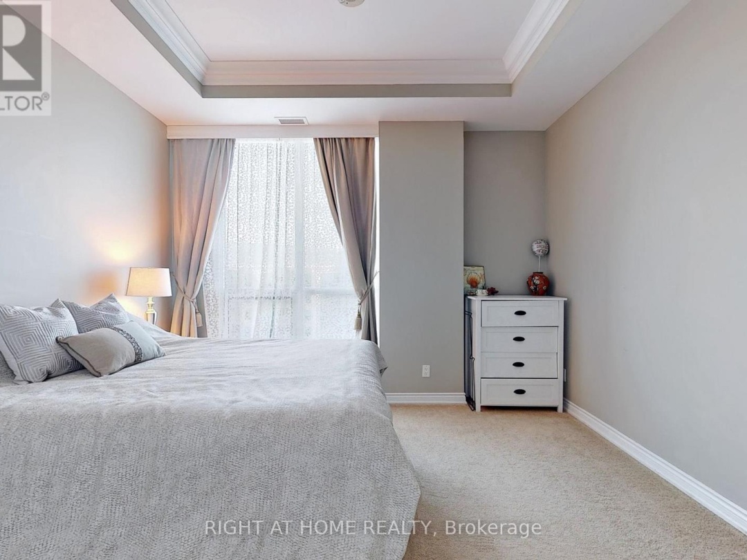 PH06 - 37 ELLEN STREET, 