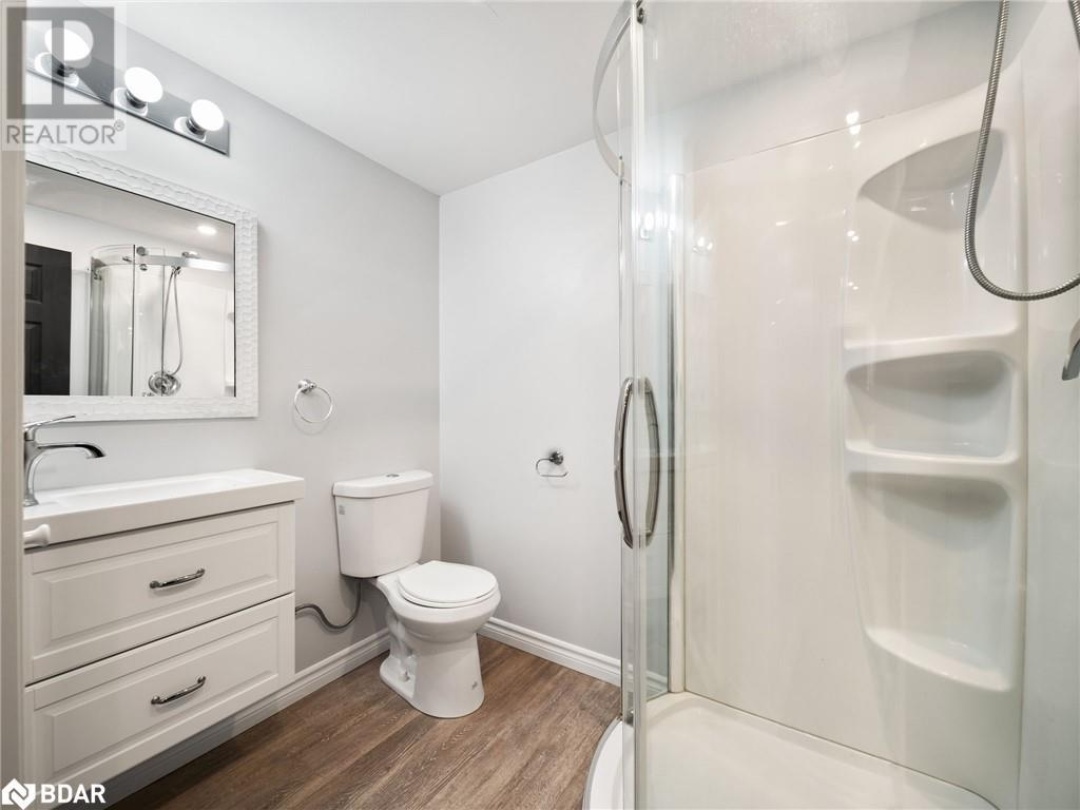 2 CHESTNUT Place, 
