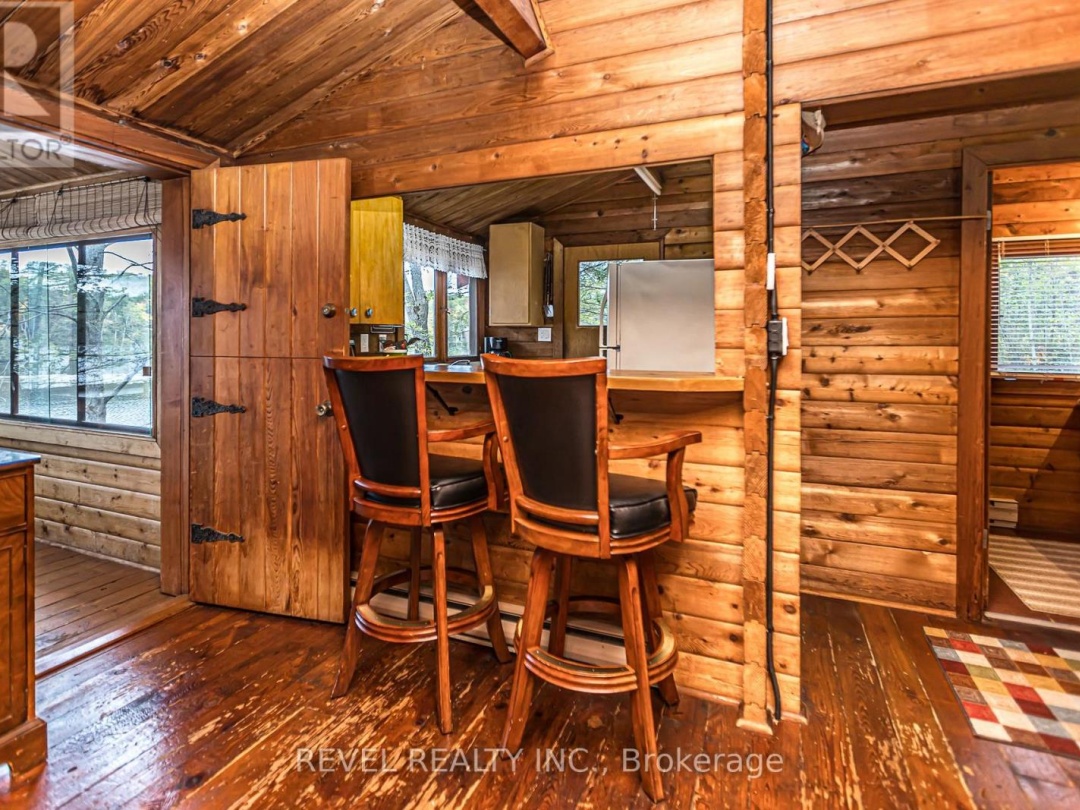 744 10 BAXTER ISLAND, 