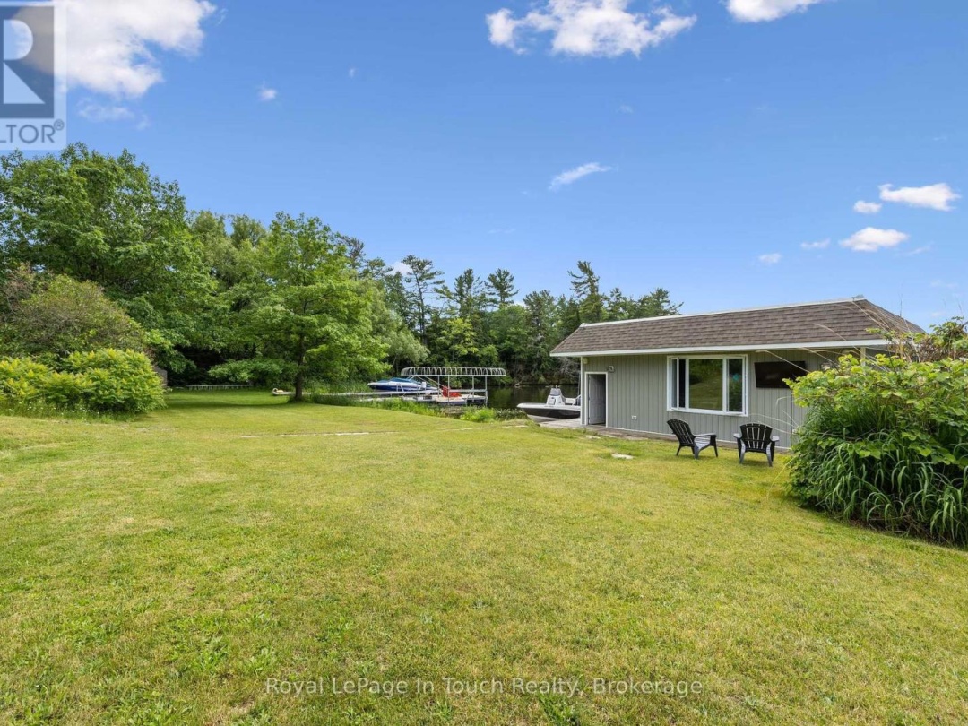288 KINGS FARM ROAD, Gloucester Pool