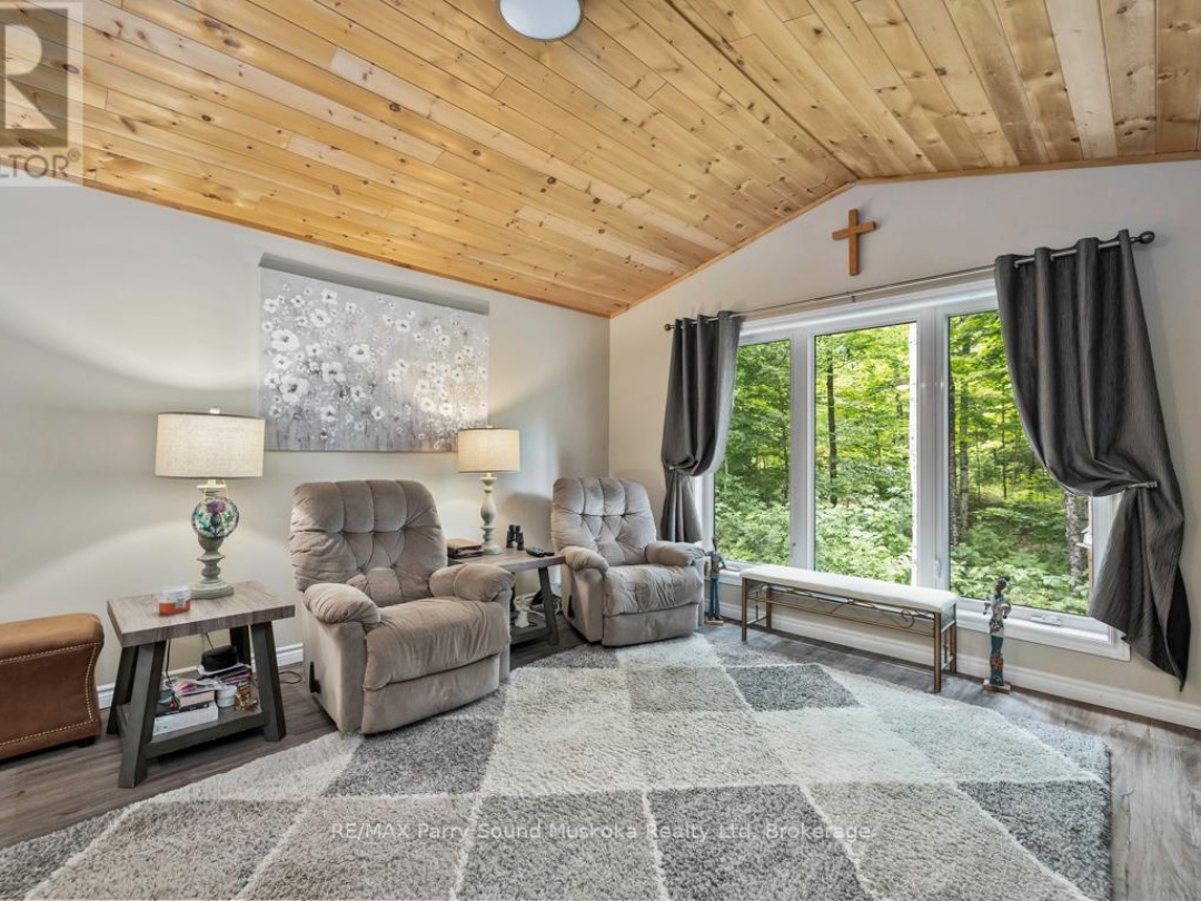 36 LONG LAKE ESTATES ROAD, 