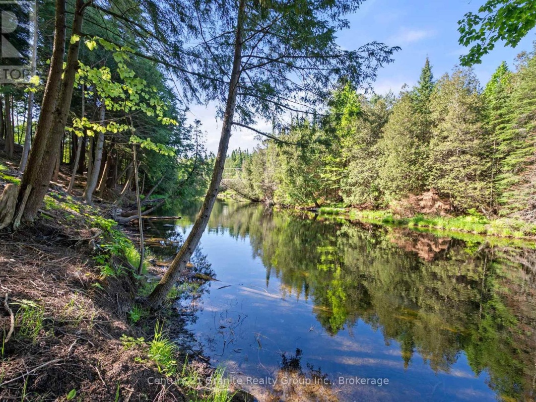1042 Suburban Court, Gull Lake