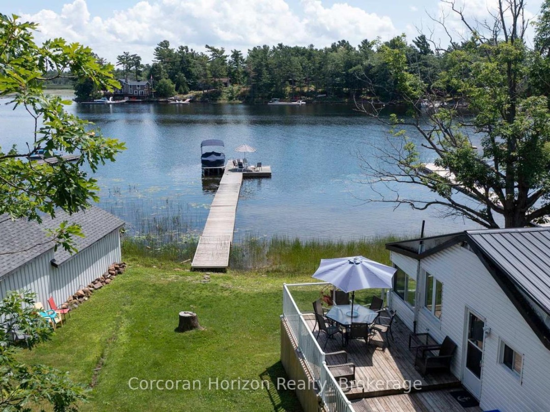 68 Wolverine Beach Rd, Georgian Bay