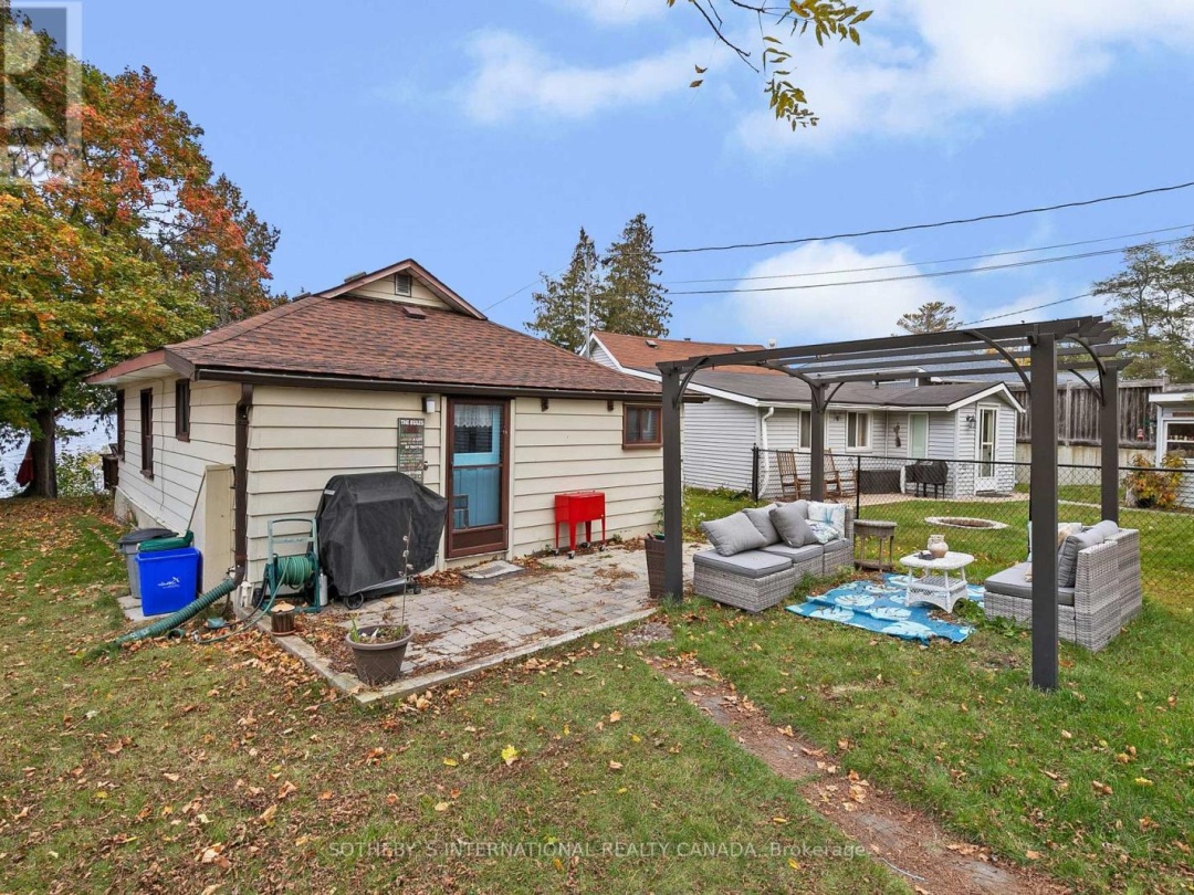 18 Third Street, Sturgeon Lake