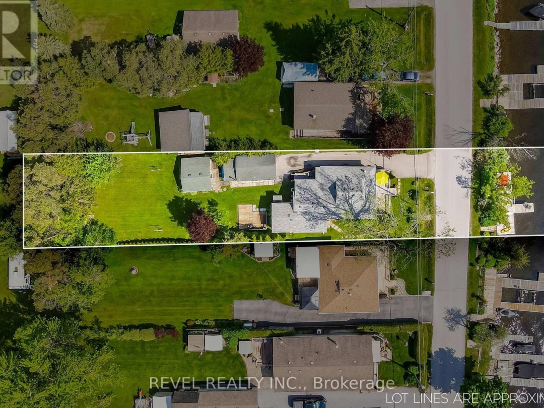 483 Long Beach Road, Sturgeon Lake