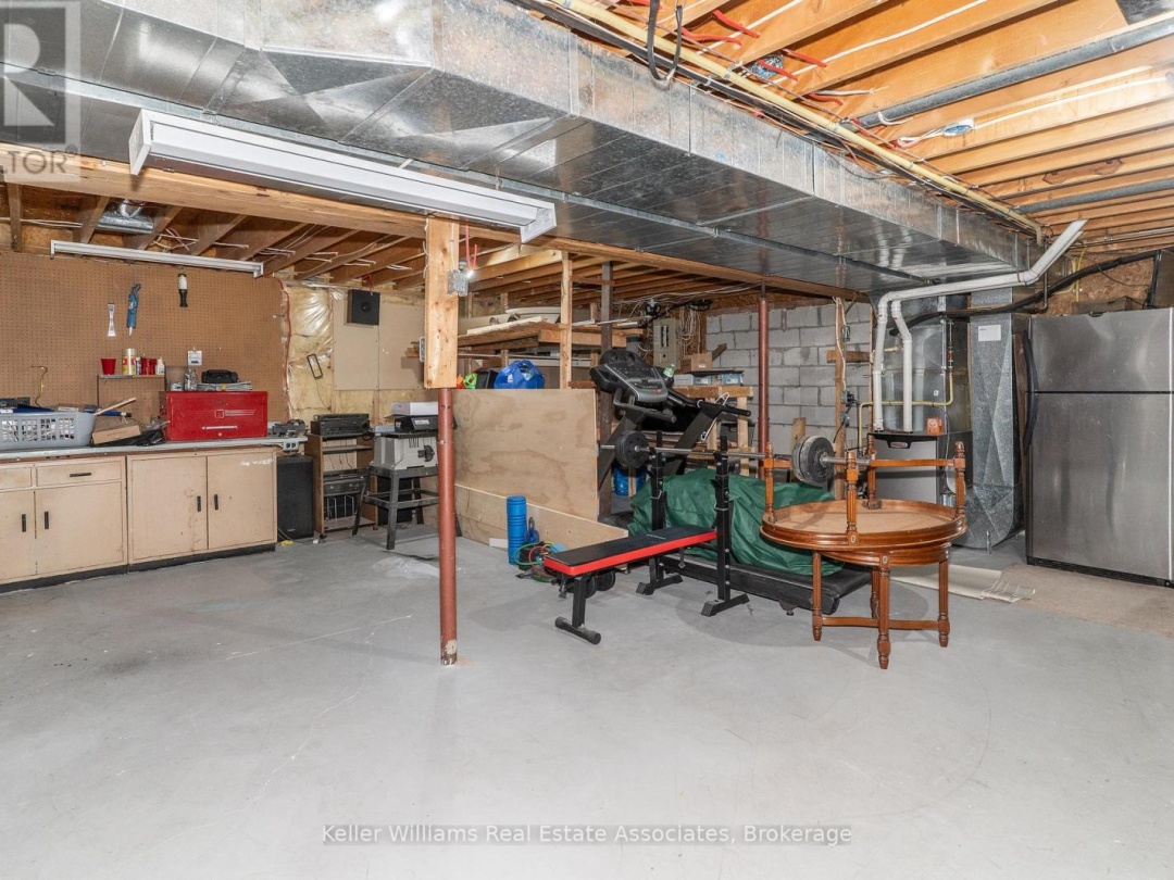 220 ALEXANDER STREET, 