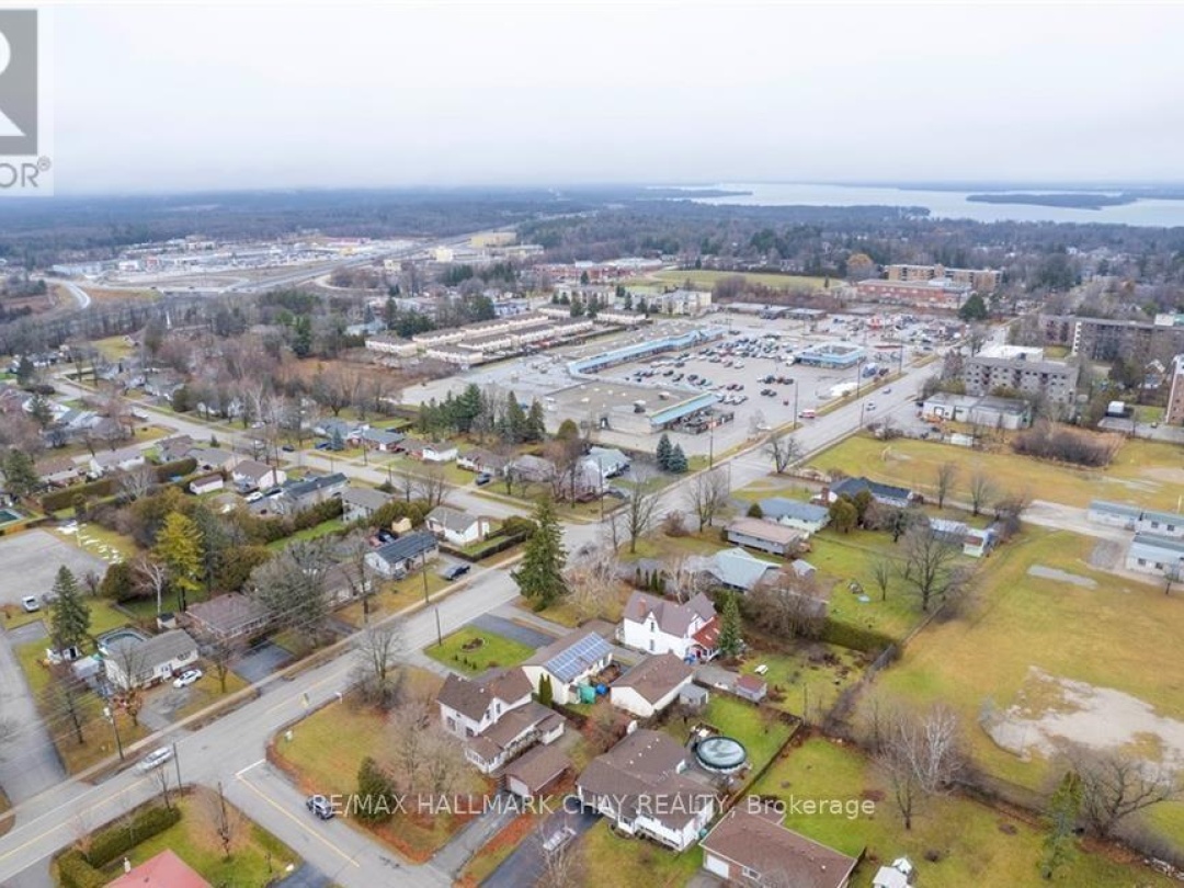 4 LOTS - 43 FITTONS ROAD W, 