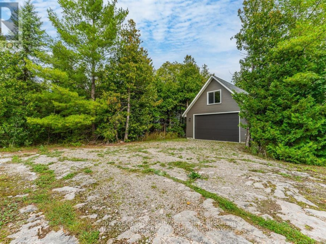 118 Griffin Drive, Four Mile Lake