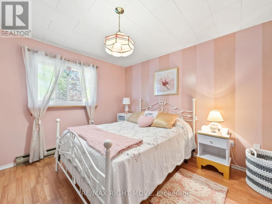 4462 ORKNEY HEIGHTS, 